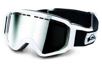 Oversized lenses on Quiksilver's new Q-1 goggle provide ample peripheral vision. (photo: Quiksilver)