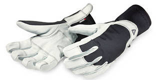 Hestra's Snow Cross Army Leather ski glove is elegant in its simplicity.