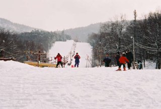 Mid-mountain chair