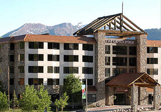 Crested Butte Ski Resort Owners Close on Management of Hotel