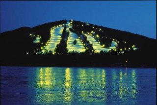 Shawnee Peak illuminates many of its runs for night skiing. (Photo: Shawnee Peak Ski Area)