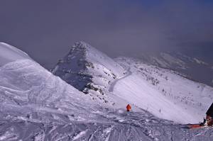 Looking north from Castle Mountain's summit on Gravenstafel Mountain. (photo: FTO/Kevin Gawenus)