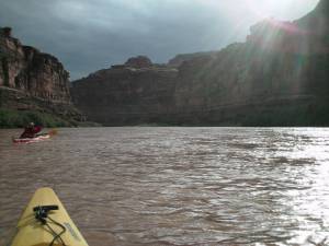 Paddling the final miles to the Confluence (photo: FTO/Marc Guido) Paddling the final miles to the Confluence (photo: FTO/Marc Guido)