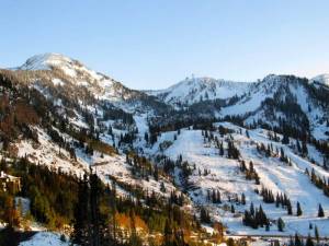 Pre-season snowfall fills Snowbird's Peruvian Gulch late Sunday afternoon. (photo: FTO/Robert Sederquist) Pre-season snowfall fills Snowbird's Peruvian Gulch late Sunday afternoon. (photo: FTO/Robert Sederquist)