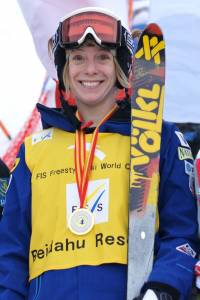 Olympic champion Hannah Kearney, of Norwich, Vt., won her 15th consecutive FIS Freestyle World Cup Sunday in Beida Lake, China on Sunday to eclipse alpine legend Ingemar Stenmark as the record holder for the longest FIS World Cup win streak in all disciplines. (photo: Garth Hagar/USSA) Olympic champion Hannah Kearney, of Norwich, Vt., won her 15th consecutive FIS Freestyle World Cup Sunday in Beida Lake, China on Sunday to eclipse alpine legend Ingemar Stenmark as the record holder for the longest FIS World Cup win streak in all disciplines. (photo: Garth Hagar/USSA)