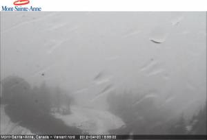 Rain obscured the summit webcam view of Mont Sainte-Anne's north side on Friday afternoon. (photo: RCR) Rain obscured the summit webcam view of Mont Sainte-Anne's north side on Friday afternoon. (photo: RCR)