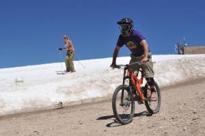 Ski and bike (and golf) for $99 this Memorial Day weekend at Mammoth Mountain, Calif. (photo: Mammoth Mountain) Ski and bike (and golf) for $99 this Memorial Day weekend at Mammoth Mountain, Calif. (photo: Mammoth Mountain)