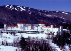 Bretton Woods ski area and the Omni Mount Washington Hotel (photo: courtesy of Omni Mount Washington Resort)