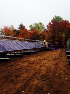 Workers install Mt. Abram's new solar array in Greenwood, Maine. (photo: Mt. Abram)