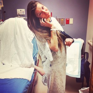 Canadian freeskier Kaya Turski will be spending the holidays nursing a broken arm. (photo: Facebook)