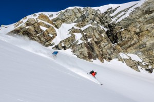 (photo: Great Canadian Heli-skiing)