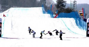 American snowboarder Nate Holland wins his first World Cup snowboard cross in four years on Saturday in South Korea. (photo: U.S. Snowboarding)