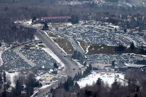 The parking lots were full for the Audi FIS Ski World Cup Giant Slalom at Killington in central Vermont on Saturday, November 26, 2016. (FTO photo: Martin Griff)