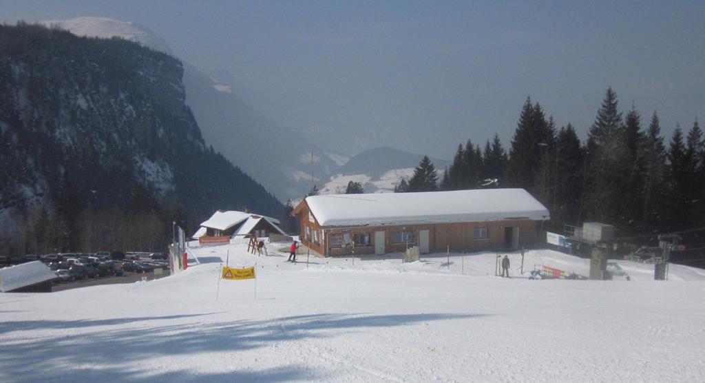 068 (Copy).JPG