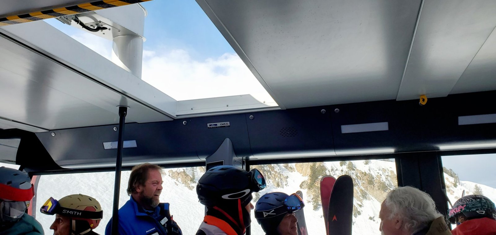 16 april 2025 snowbird tram.jpg