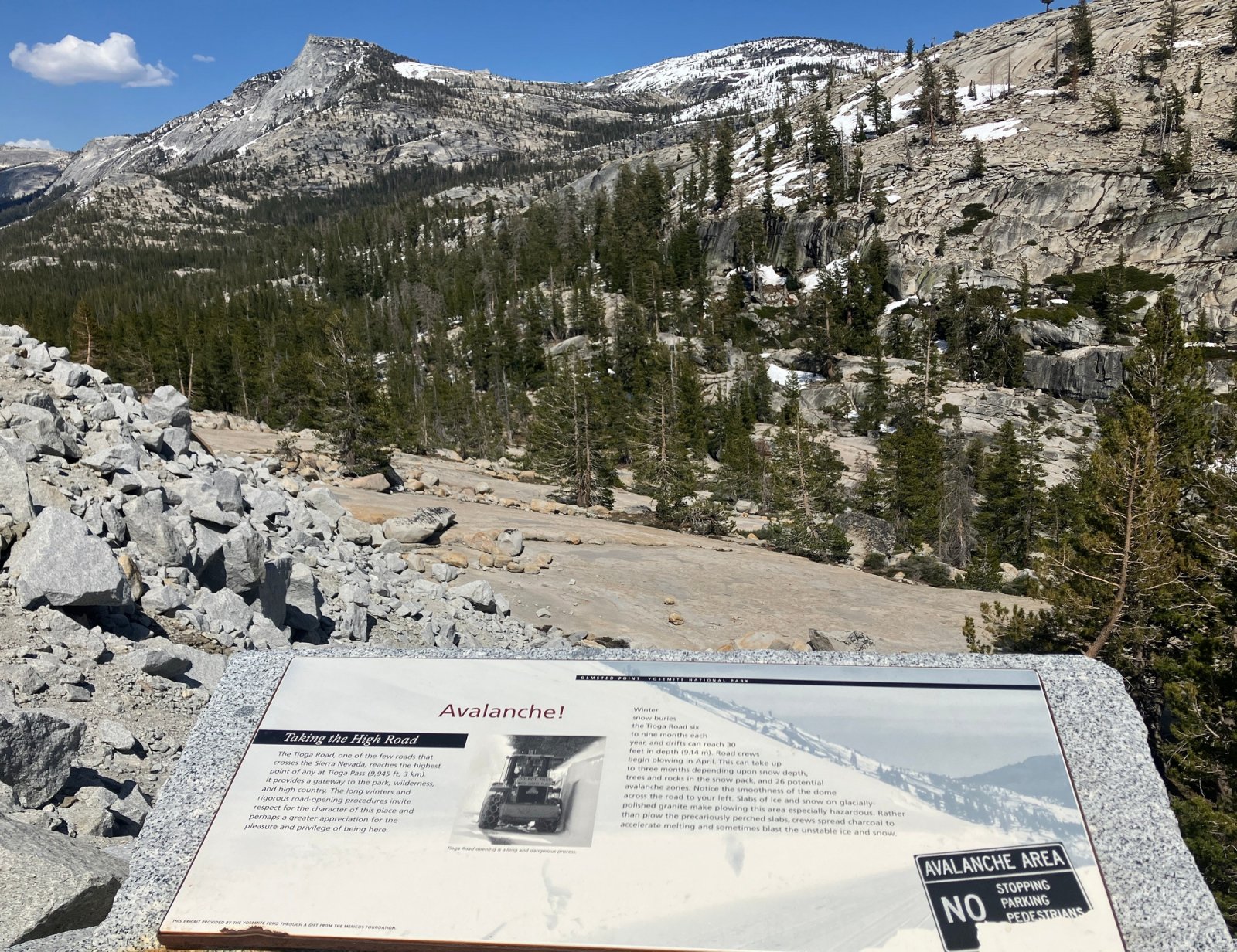 1628AvalancheSign.JPG