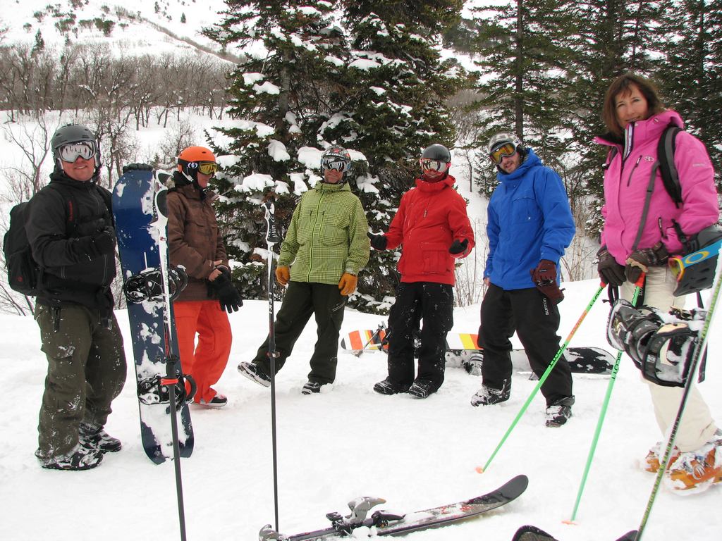 22_powdermt_groupshot_110224.jpg