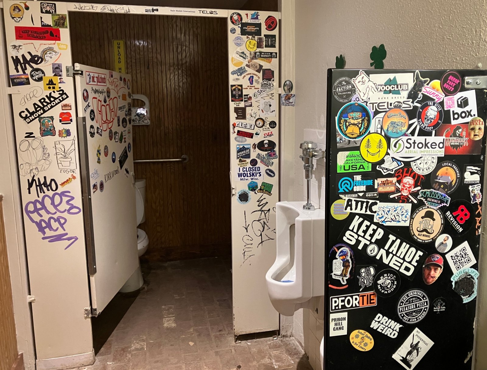 36617RRStickers7800.JPG