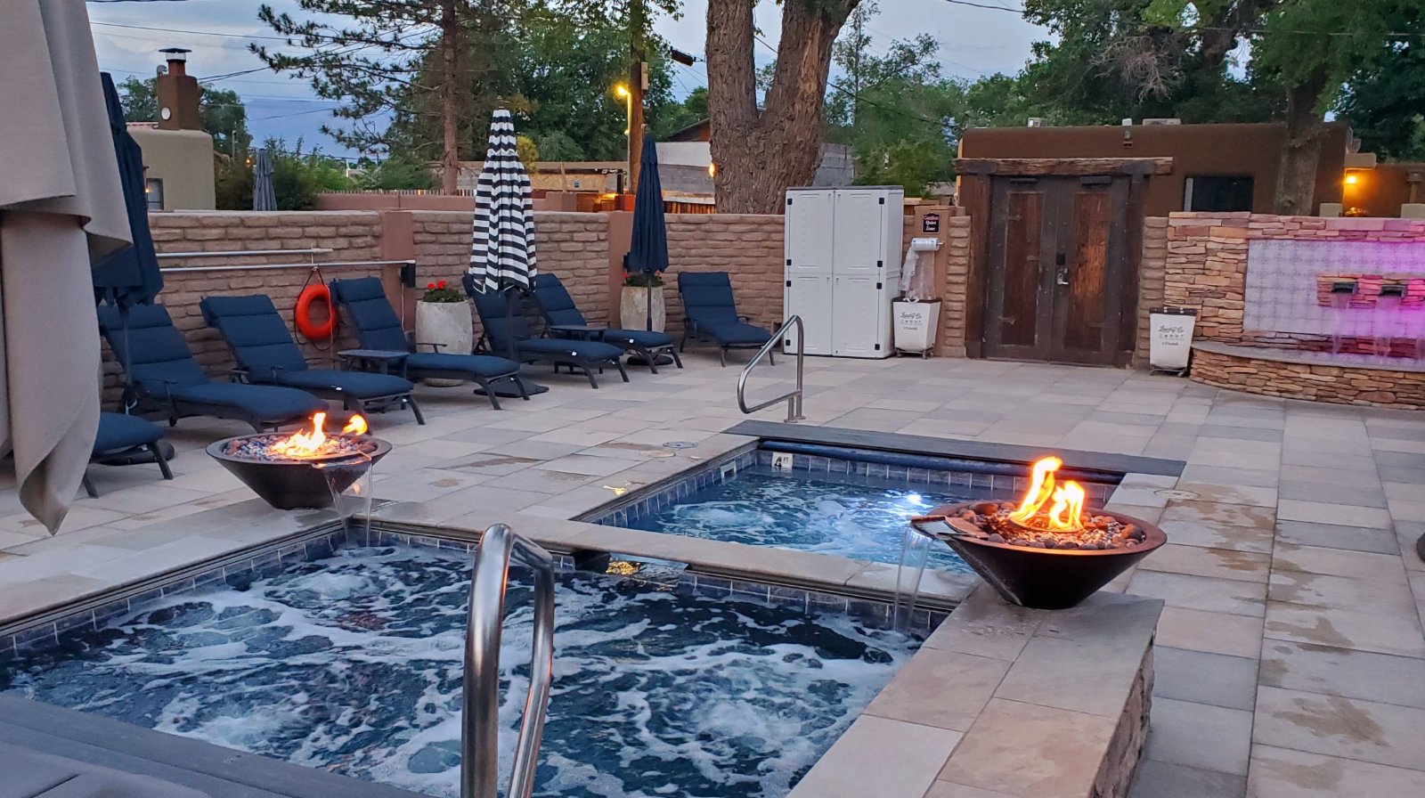 casa de suenos hot tubs.jpg