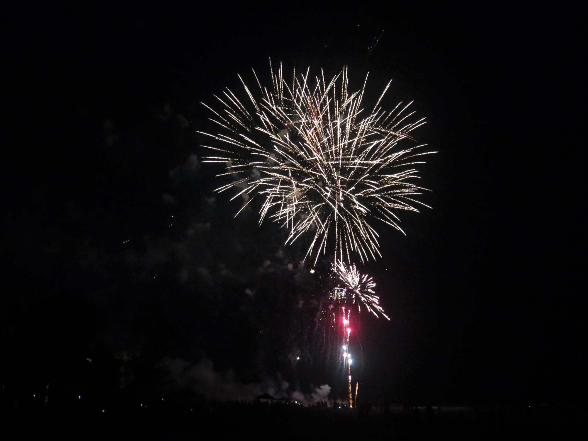IMG_6358a-Indian Shores amateur fireworks.JPG