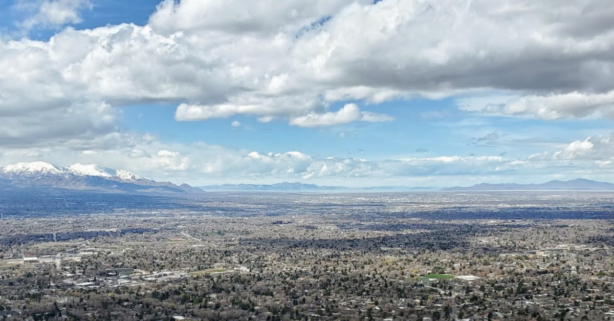 olympic cove view of great salt lake and Oquirrh Mtns.jpg