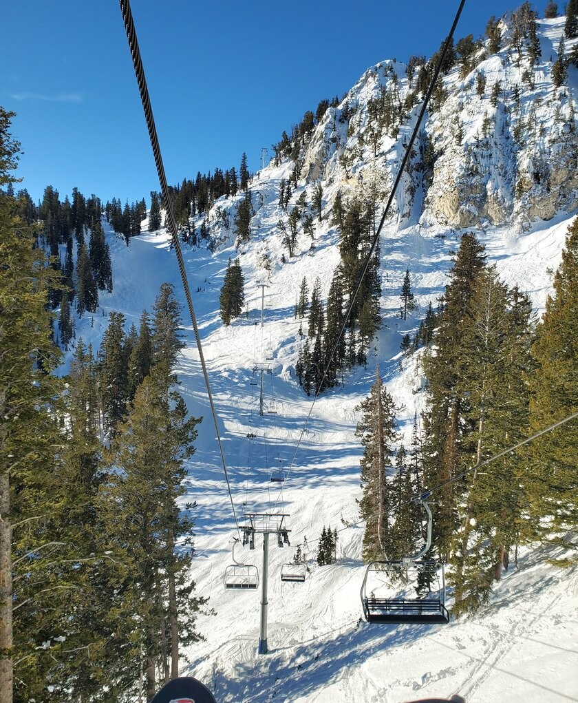 summit lift soli 14 jan 2025.jpg