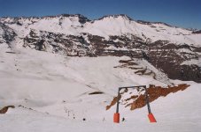 6-t-bar_and_valle_nevado.jpg