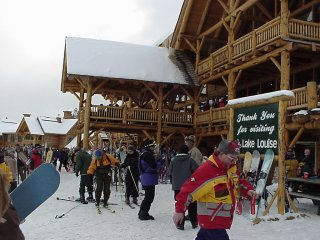 The Whiskeyjack Lodge (photo Marc  Guido)