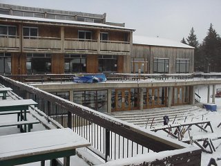 The auberge sits atop the Owl's Head base lodge (photo Marc Guido)