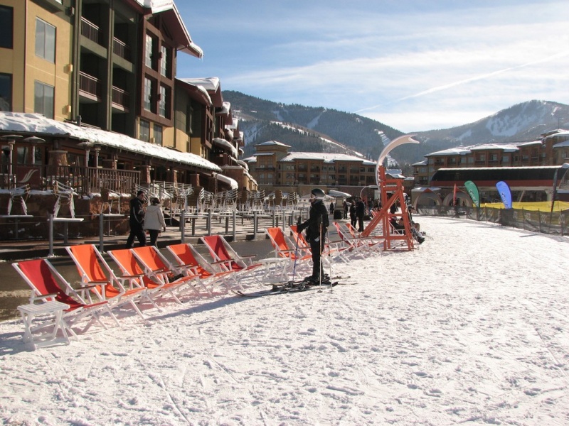 Utah's Canyons resort, a USSA partner, used publicity generated by hosting a Grand Prix snowboardcross to promote its new base area facilities. (FTO file photo: Marc Guido)