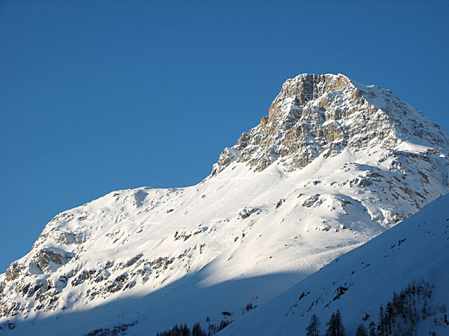 British Skier Tumbles 650 Feet to His Death in Val d’Isere