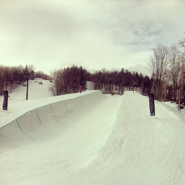 New York Man Dies While Sledding After Hours at Mount Snow