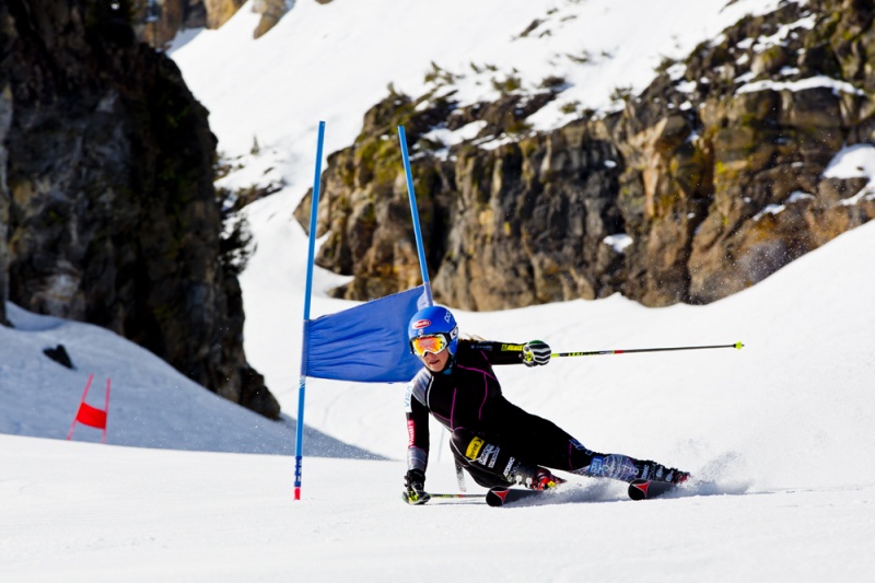 Mikaela Shiffrin trains this month at Mammoth Mountain in California. (photo: Mammoth Mountain)