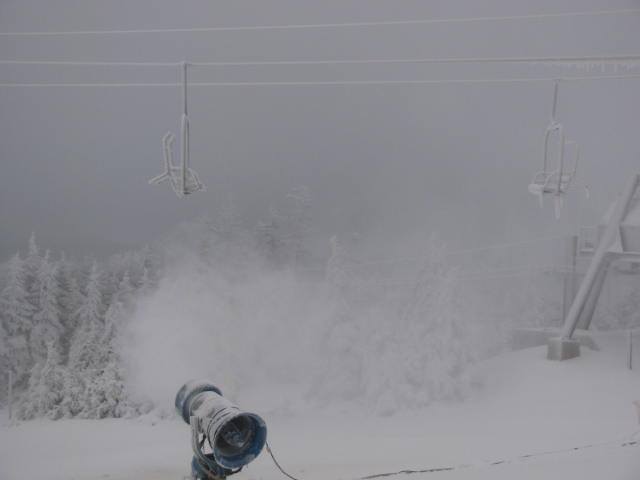 (photo: Snowshoe Mountain Resort)