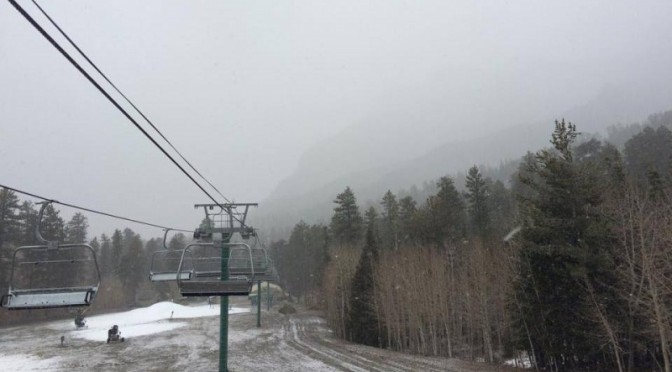 Even though snow was falling, the situation was still looking bleak on Tuesday at Las Vegas Ski & Snowboard Resort. (photo: LVSSR)