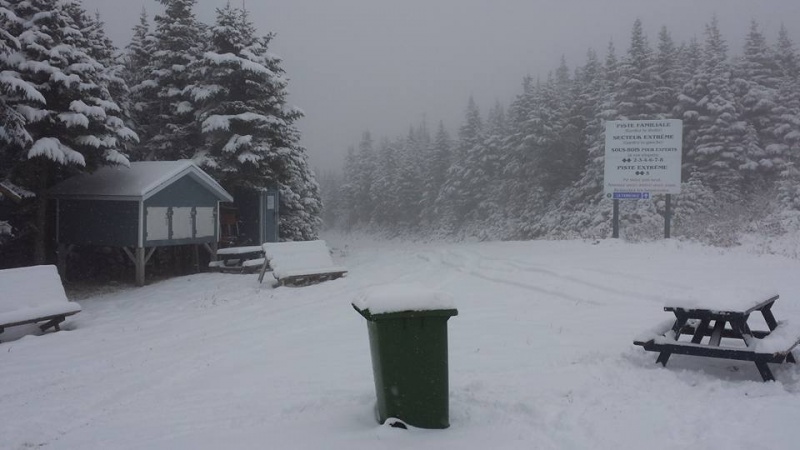 5" of new snow (photo: Massif du Sud, QC 10/17/2015)