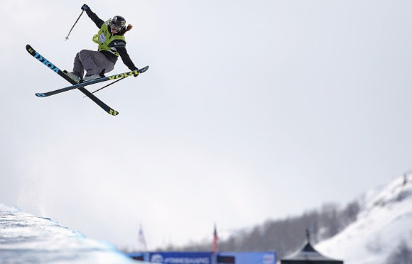 Maddie Bowman grabs the victory in the FIS Freestyle Ski Halfpipe World Cup at the 2016 Visa U.S. Freeskiing Park City Grand Prix on Friday in Park City, Utah. (photo: Getty Images-Doug Pensinger)