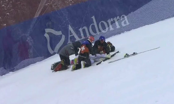 Vonn Crashes, Ross Second in Soldeu Super G