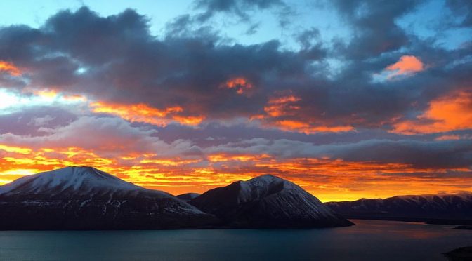 Sunrise over Lake Ohau (photo: Mikaela Shiffrin)