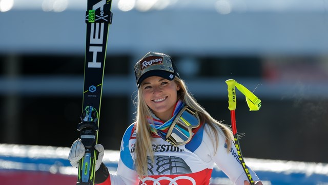 Swiss ski racer Lara Gut smiles on Sunday after winning the World Cup Super G in Garmisch-Partenkirchen, Germany. (photo: FIS/Agence Zoom)